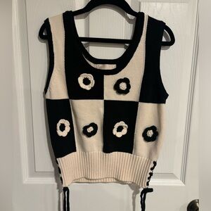 Industry knit tank black & white size XS